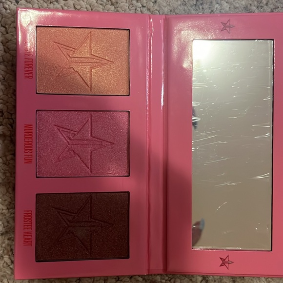 Jeffree Star Cosmetics Heartbreaker Limited Ed. Skin Frost Highlighter Palette - Picture 3 of 3